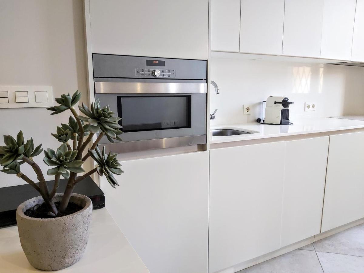 Triana Procurador Con Terraza Privada Apartment Seville Luaran gambar