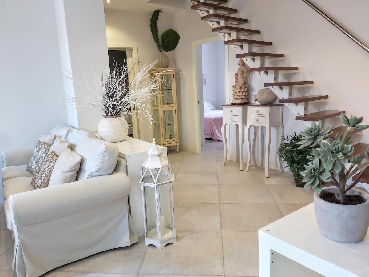 Triana Procurador Con Terraza Privada Apartment Seville Luaran gambar