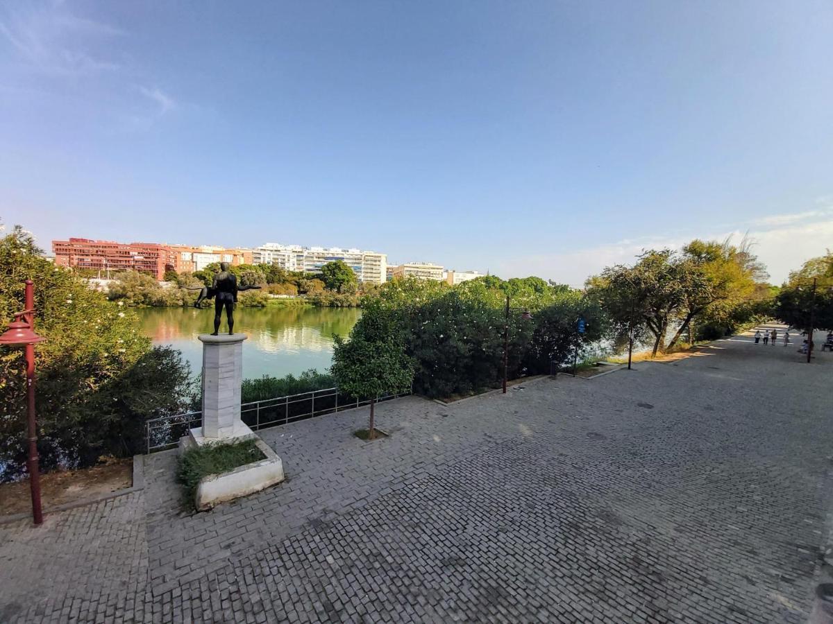Triana Procurador Con Terraza Privada Apartment Seville Luaran gambar